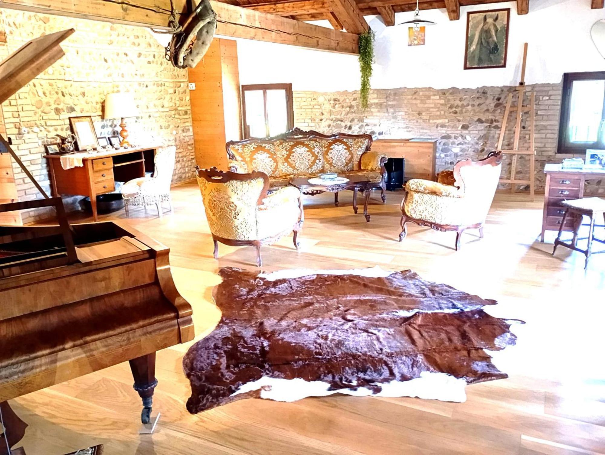 Villa La Regina Del Bosco Rivignano Esterno foto